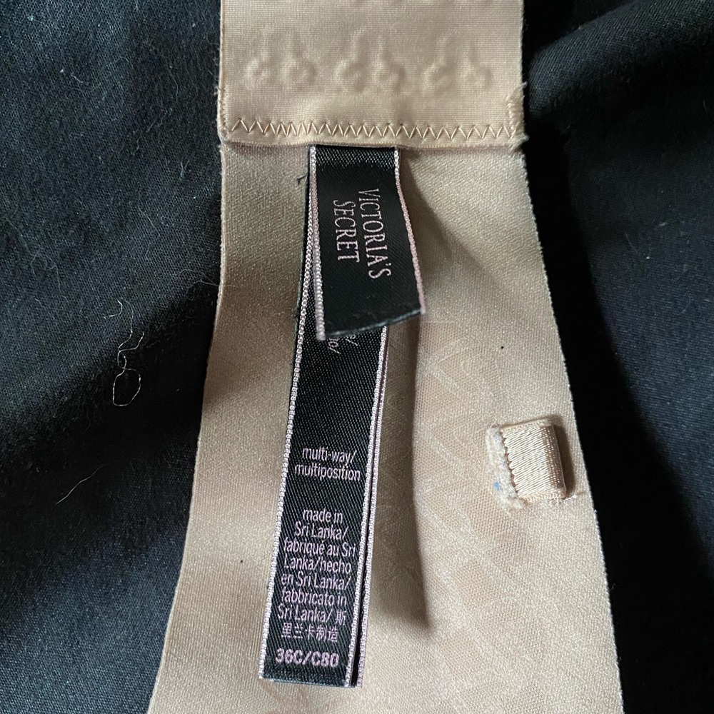 VS Strapless Bra; Size 36C/C80; Brand New;Very Comfortable & Adjustable Material